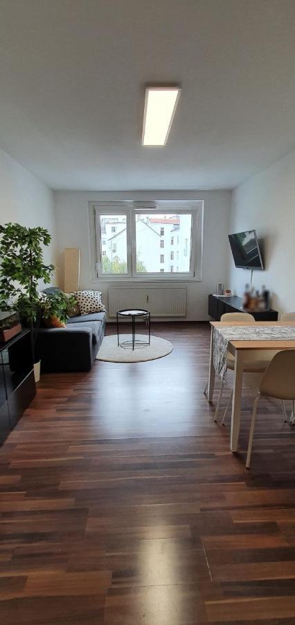 Cozy Apartment Near Augarten Vienna Exterior photo